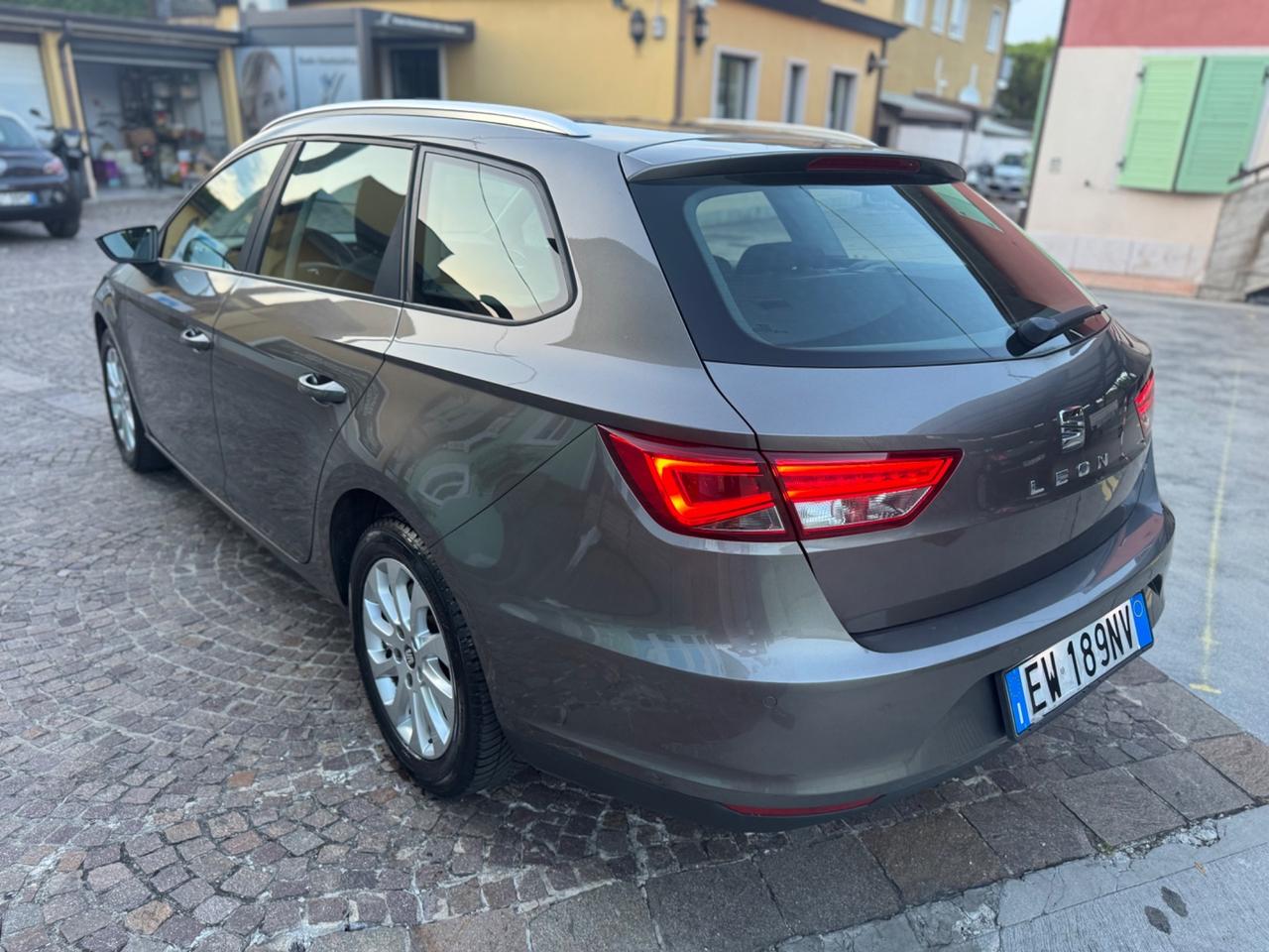 Seat Leon 1.6 TDI 105 CV DSG ST Start/Stop Style
