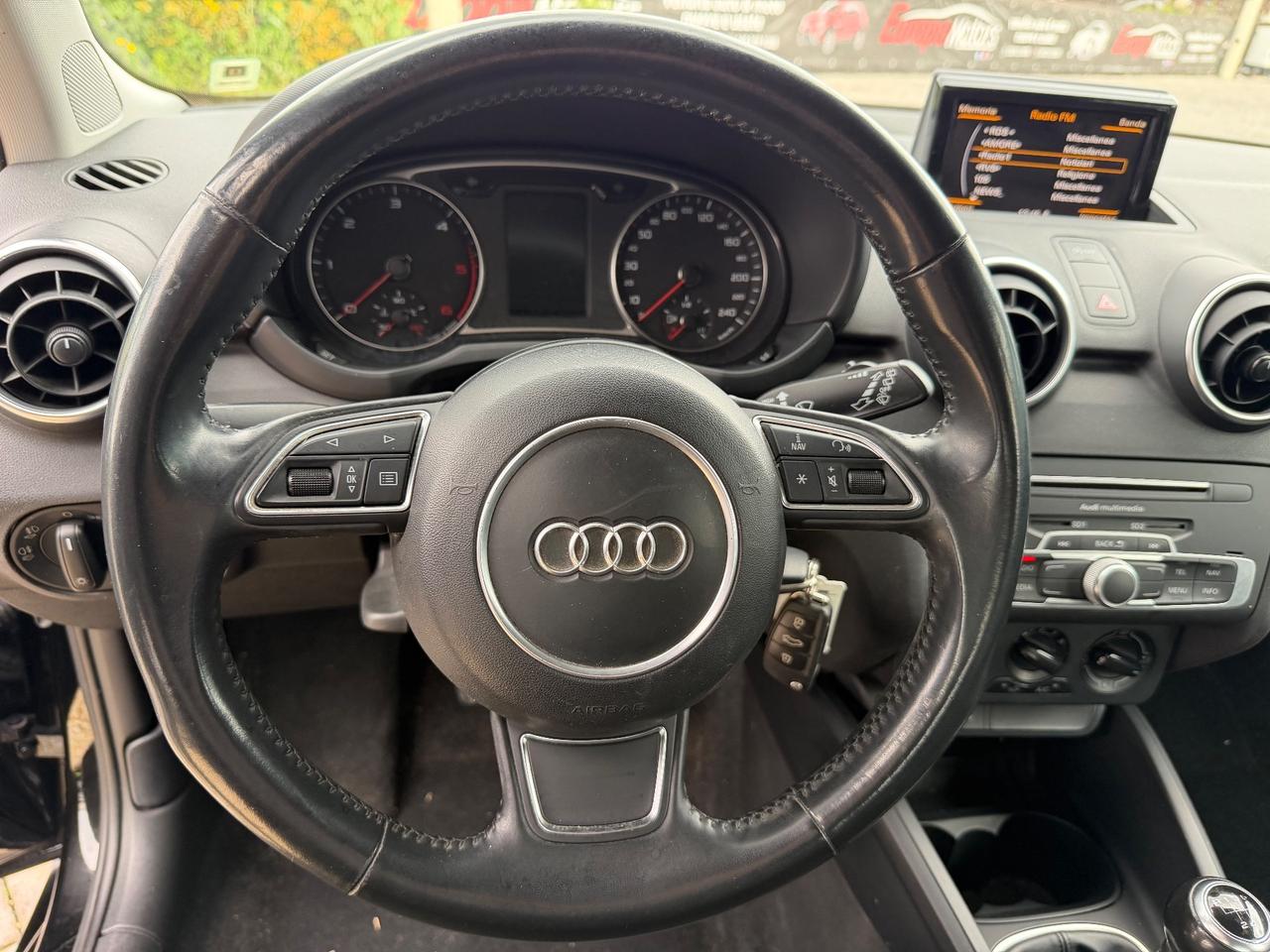 Audi A1 1.4 TDI ultra Metal plus 5 Porte