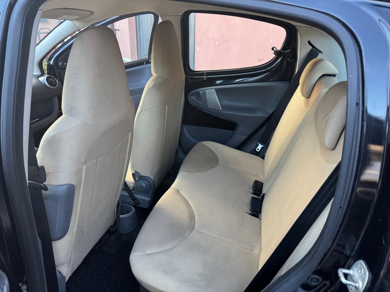 Peugeot 107 1.0 68CV 5p. Sweet Years