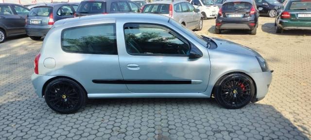 Renault Clio 2.0 16v Sport 3p