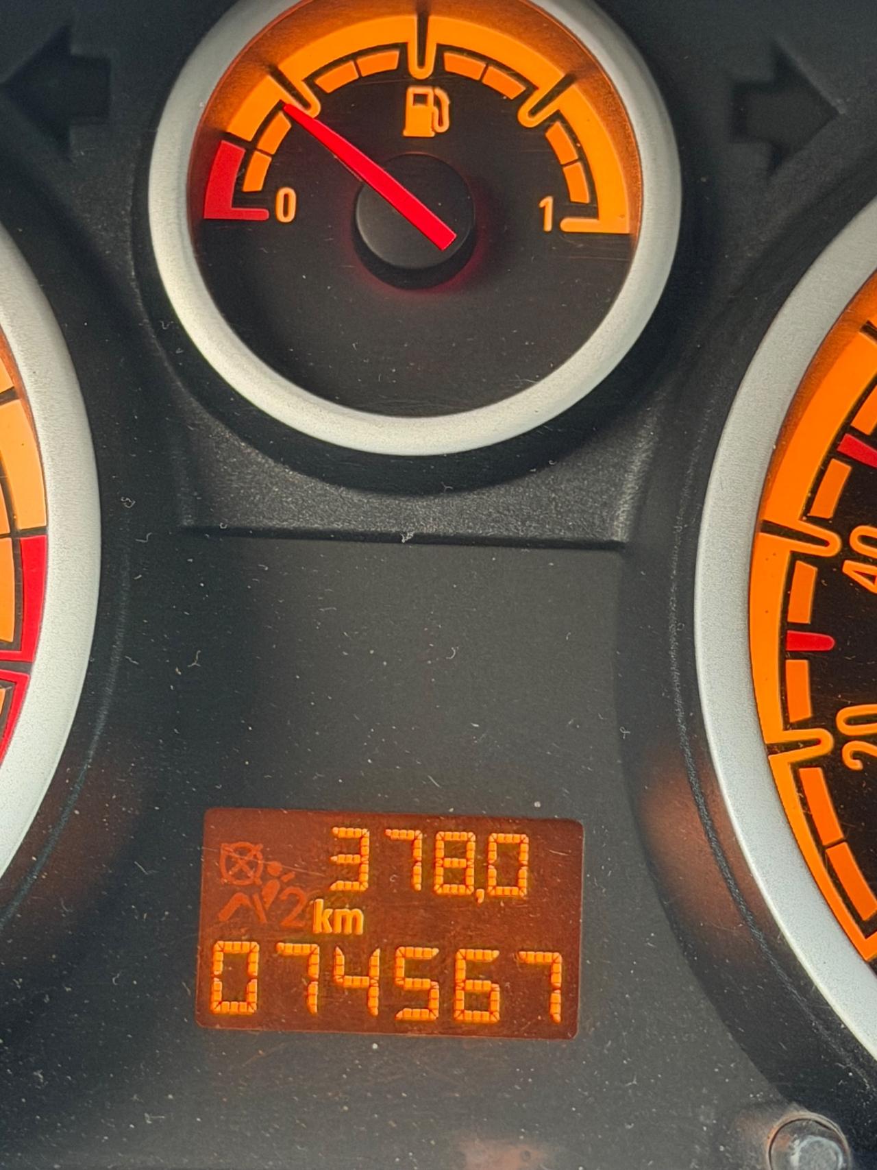 Opel Corsa 1.2 5 porte Cosmo