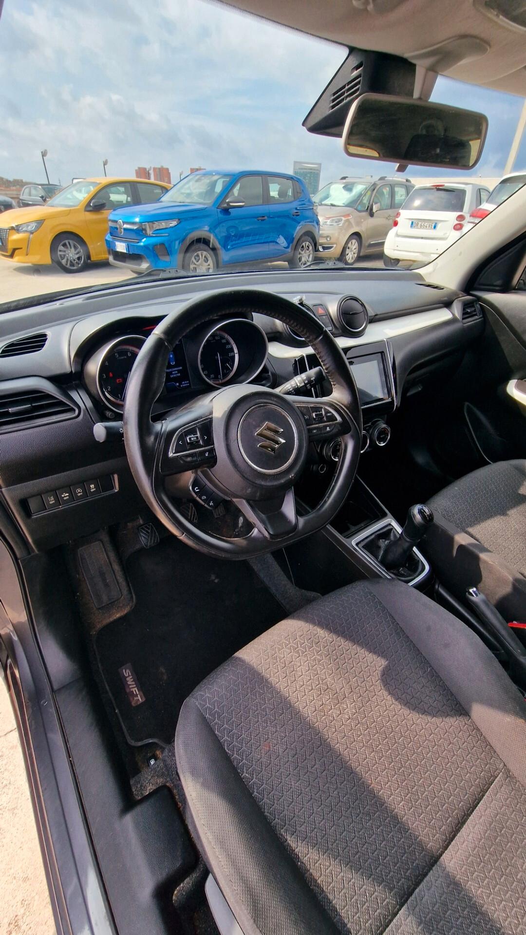 Suzuki Swift 1.2 Hybrid Top