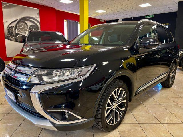 MITSUBISHI Outlander 2.2 DI-D 4WD Instyle Plus7P.TI TETTO BLOCCO DIFF.