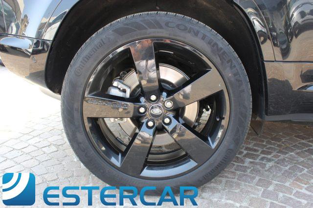 LAND ROVER Defender 110 3.0D 250CV AWD X-Dynamic HSE 7 POSTI