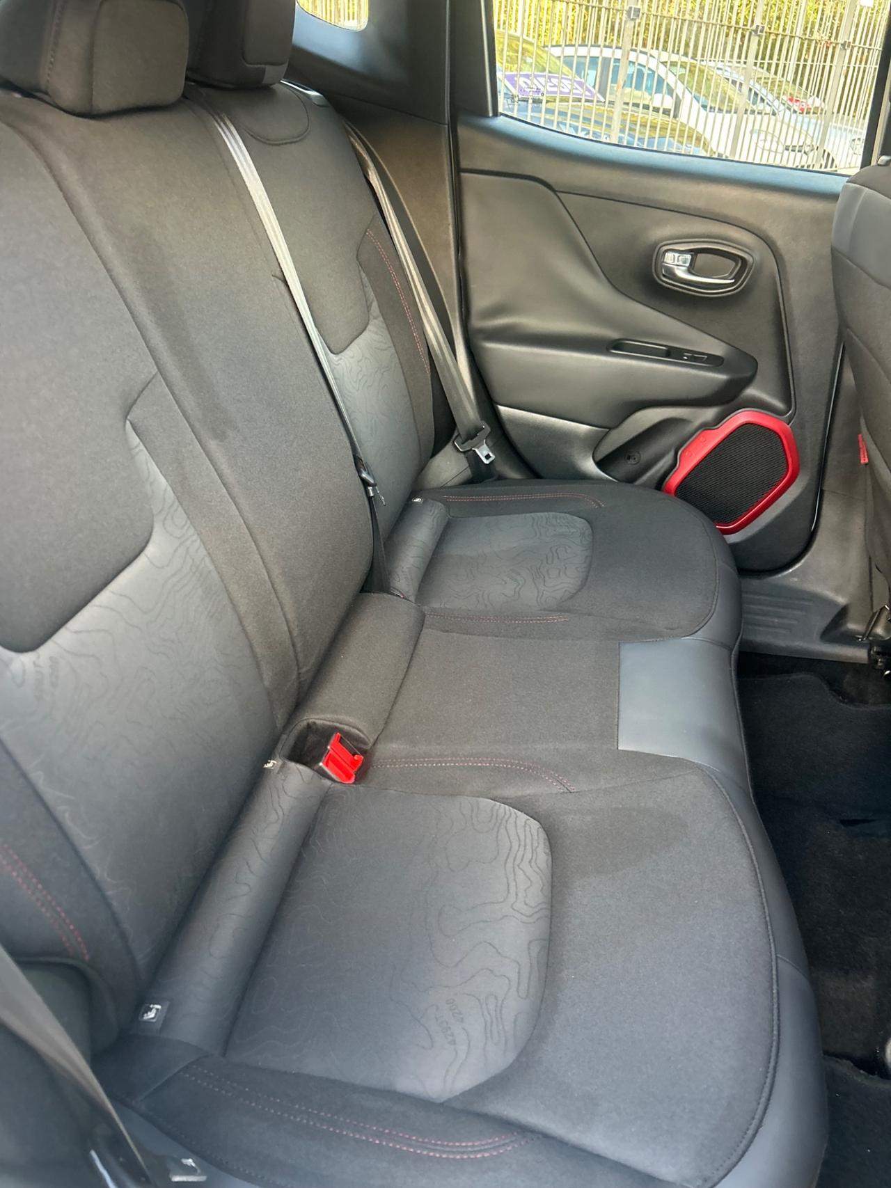 Jeep Renegade 2.0 Mjt 170CV 4WD Active Drive Low Trailhawk