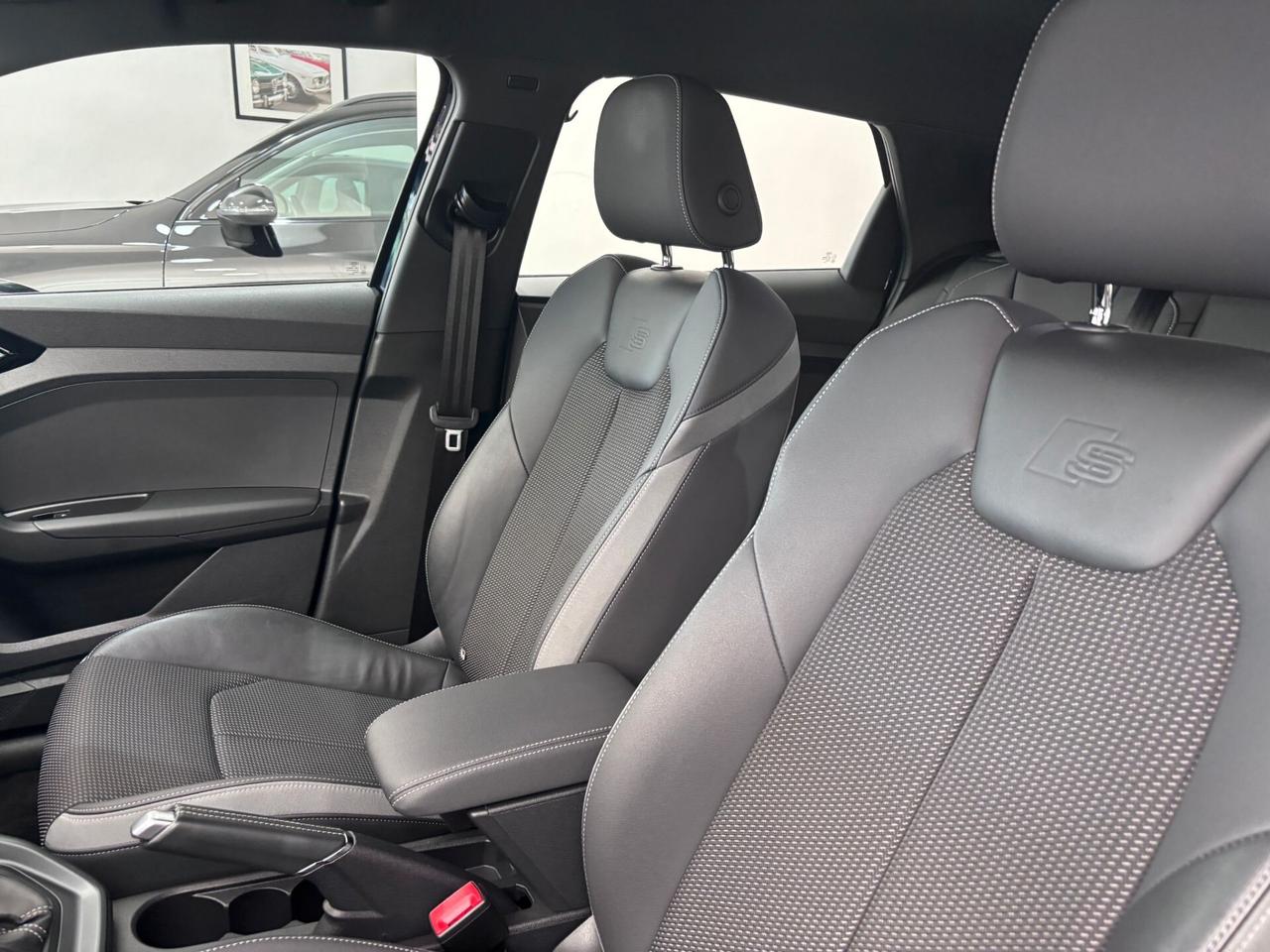 AUDI A1 CITYCARVER 30TFSI S-TRONIC S-LINE EDITION