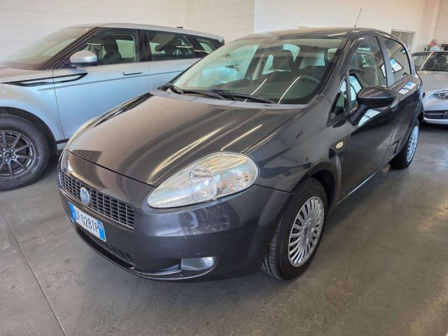 Fiat Grande Punto Grande Punto III 2005 5p 1.2 Active c/clima 65cv