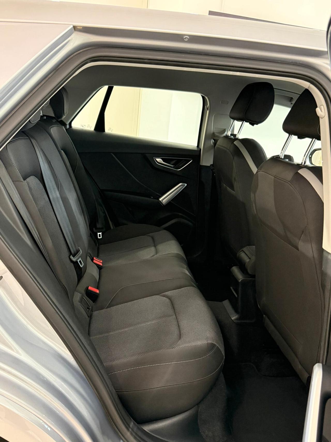 Audi Q2 1.6 TDI 115CV AUTOMATICA 90000 KM S-LINE