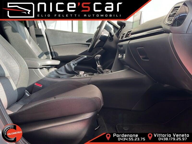 Mazda Mazda3 Mazda3 2.2 Skyactiv-D Exceed