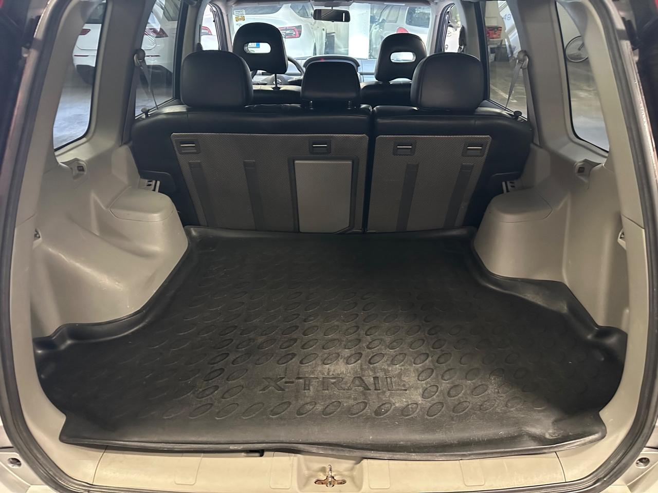 Nissan X-Trail 2.2 dCi Elegance