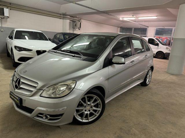MERCEDES-BENZ B 180 CDI Premium