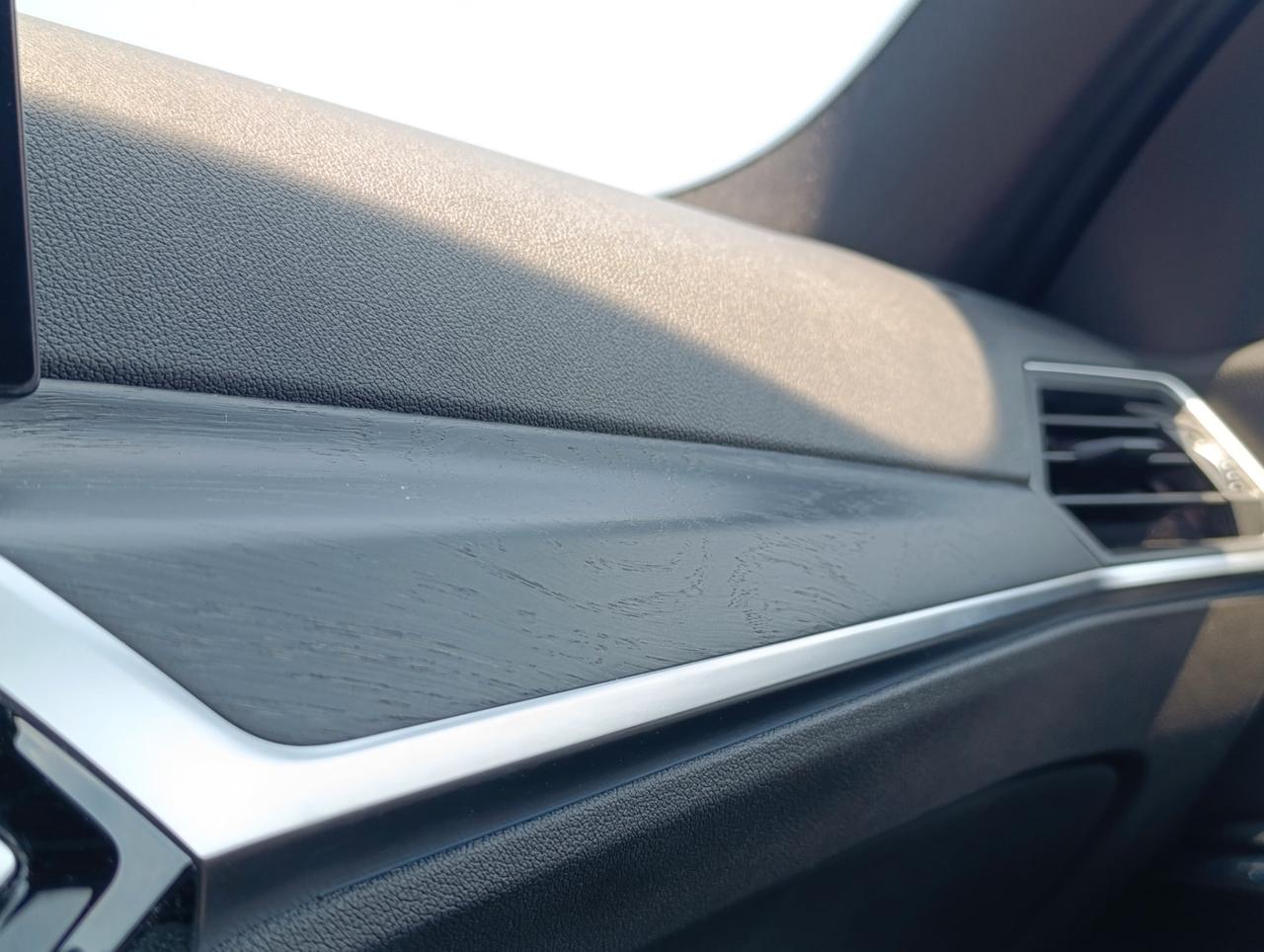 BMW 330 e Touring auto
