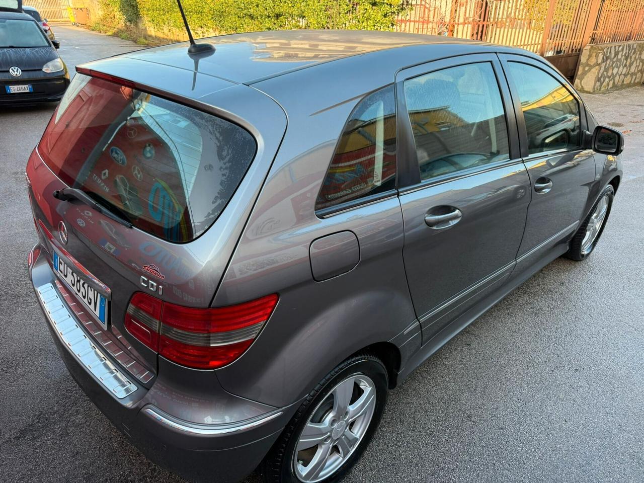 Mercedes-benz classe B 180 2.0 109cv Premium - 2010