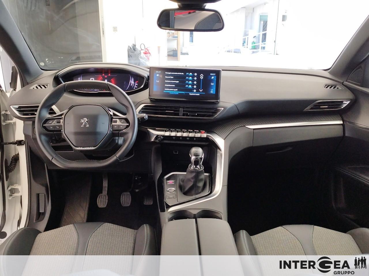 PEUGEOT 3008 1.2 puretech t Allure Pack s&s 130cv