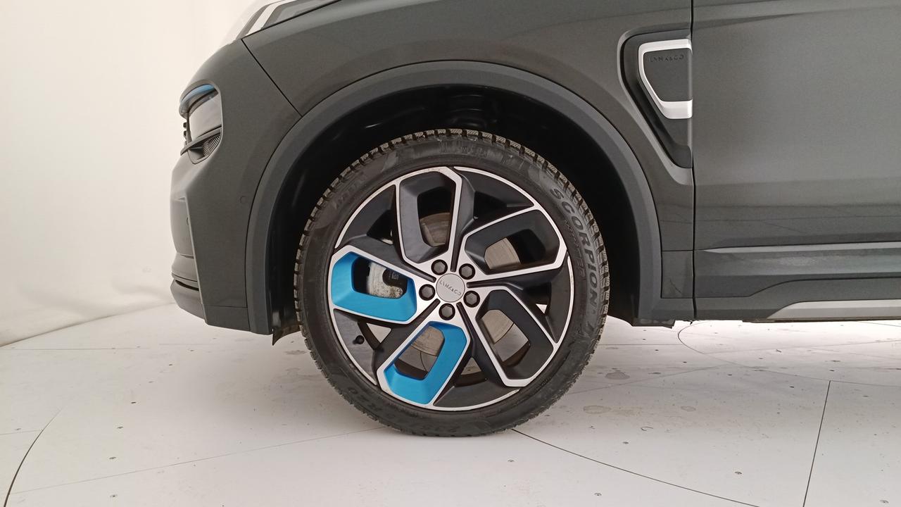 LYNK & CO 01 1.5 td phev auto
