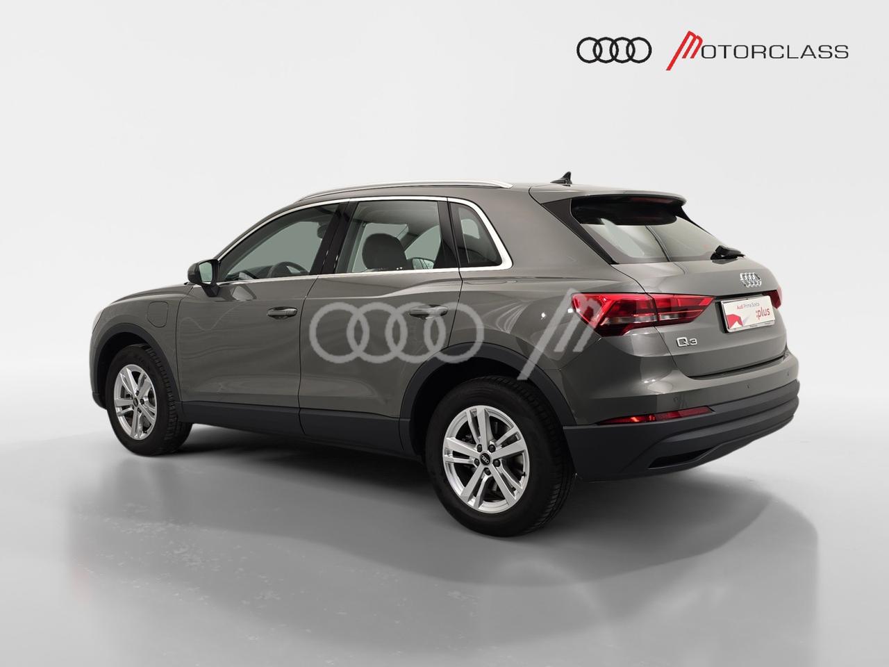 Audi Q3 45 1.4 tfsi e business s tronic