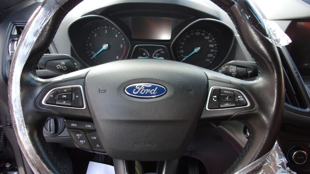 Ford Kuga 1.5 TDCI 120 CV S&S 2WD Titanium