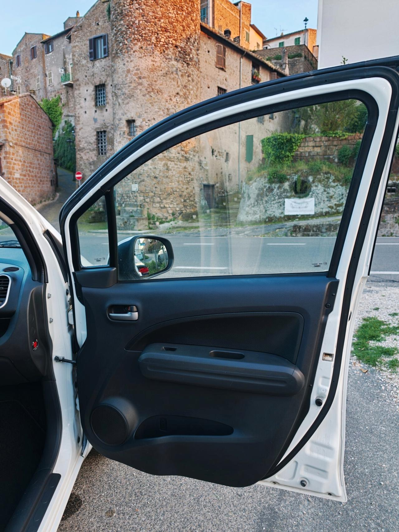 Opel Agila 1.0 12V 65CV Enjoy