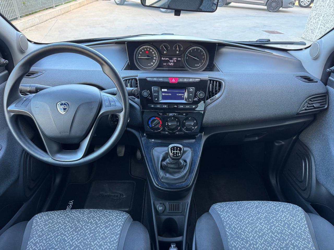 Ypsilon 1.0 FireFly 5 porte S&S Hybrid Silver