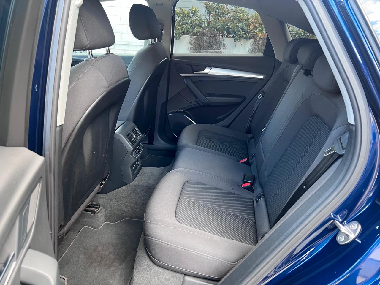 Audi Q5 SPB Sportback 40 2.0 tdi 12V BUSINESS quattro PERF