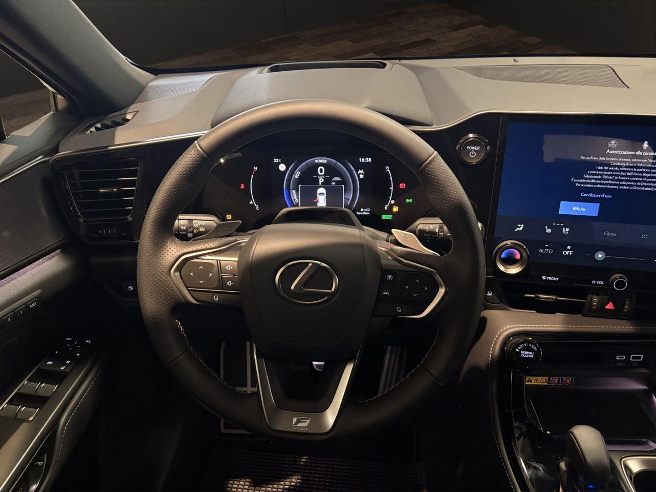 Lexus NX 2.5 F-Sport 4wd 197cv e-cvt