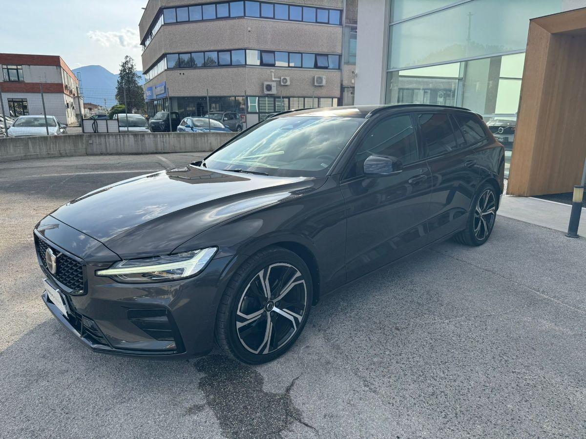 VOLVO - V60 - B3 aut. Plus Dark