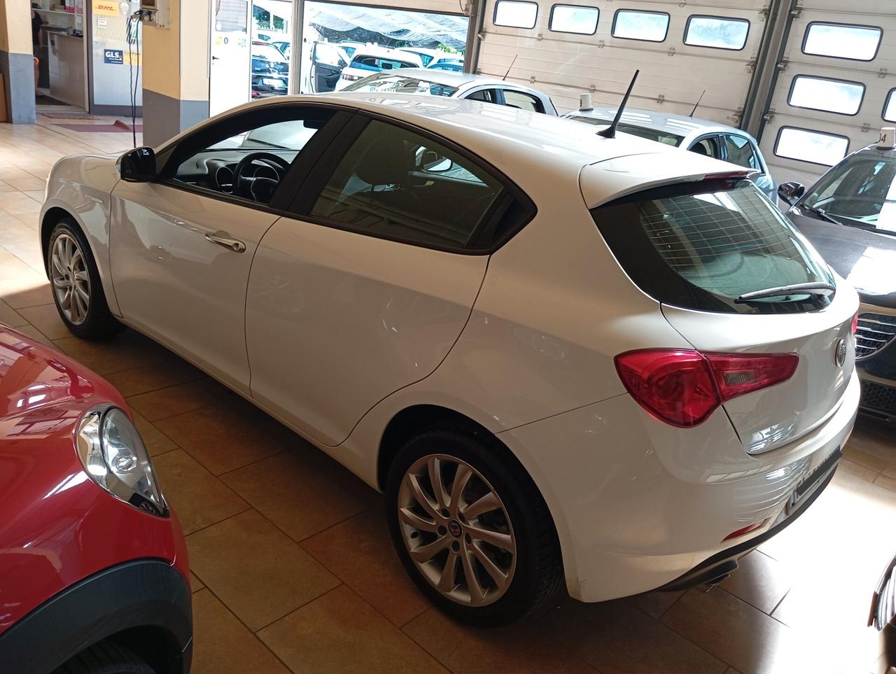 Alfa Romeo Giulietta 1.6 JTDm 120 CV PERMUTE