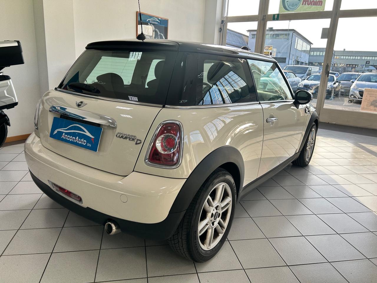 Mini Cooper D 1.6D grandinata 2010