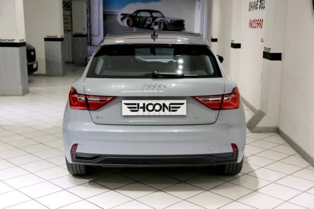 Audi A1 25 1.0 tfsi Identity Black s-tronic