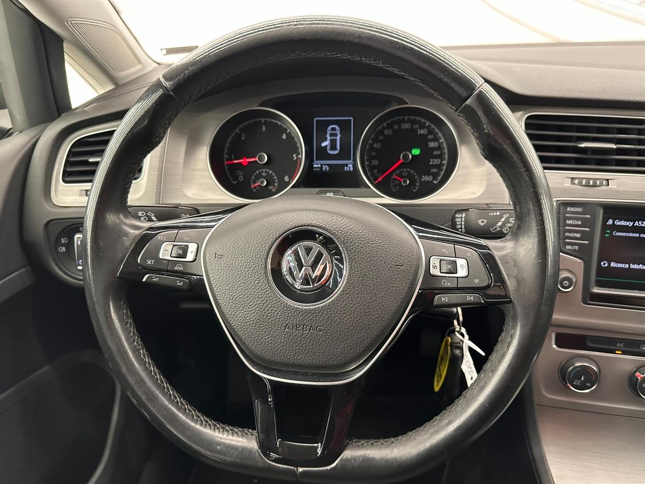 Volkswagen Golf 5p 1.6 110cv - AUTOMATICO-KM CERTIFICATI-PERMUTE