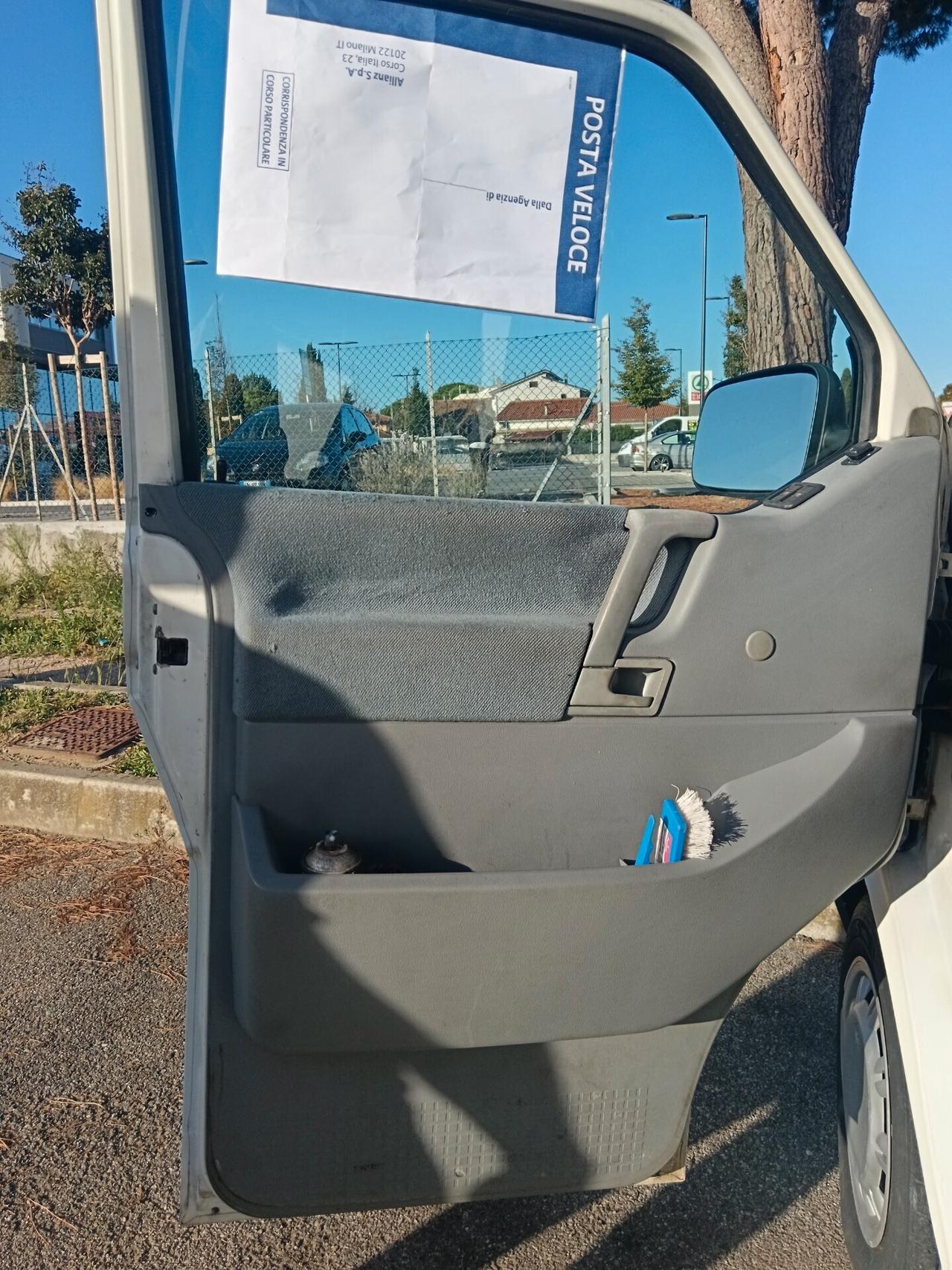 Volkswagen Caravelle 2.4 D