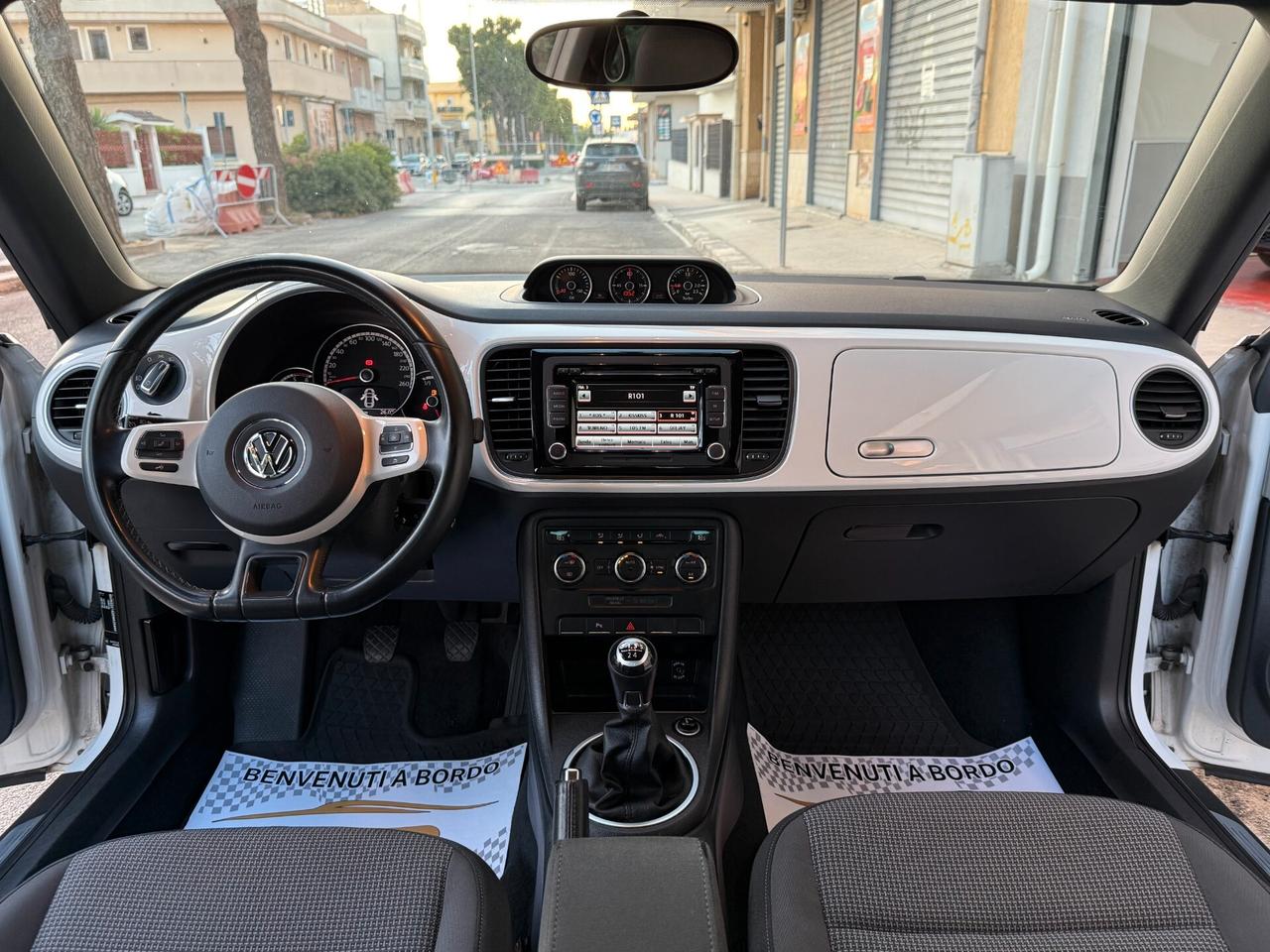 Volkswagen Maggiolino 1.6 TDI 105CV Design - 2013
