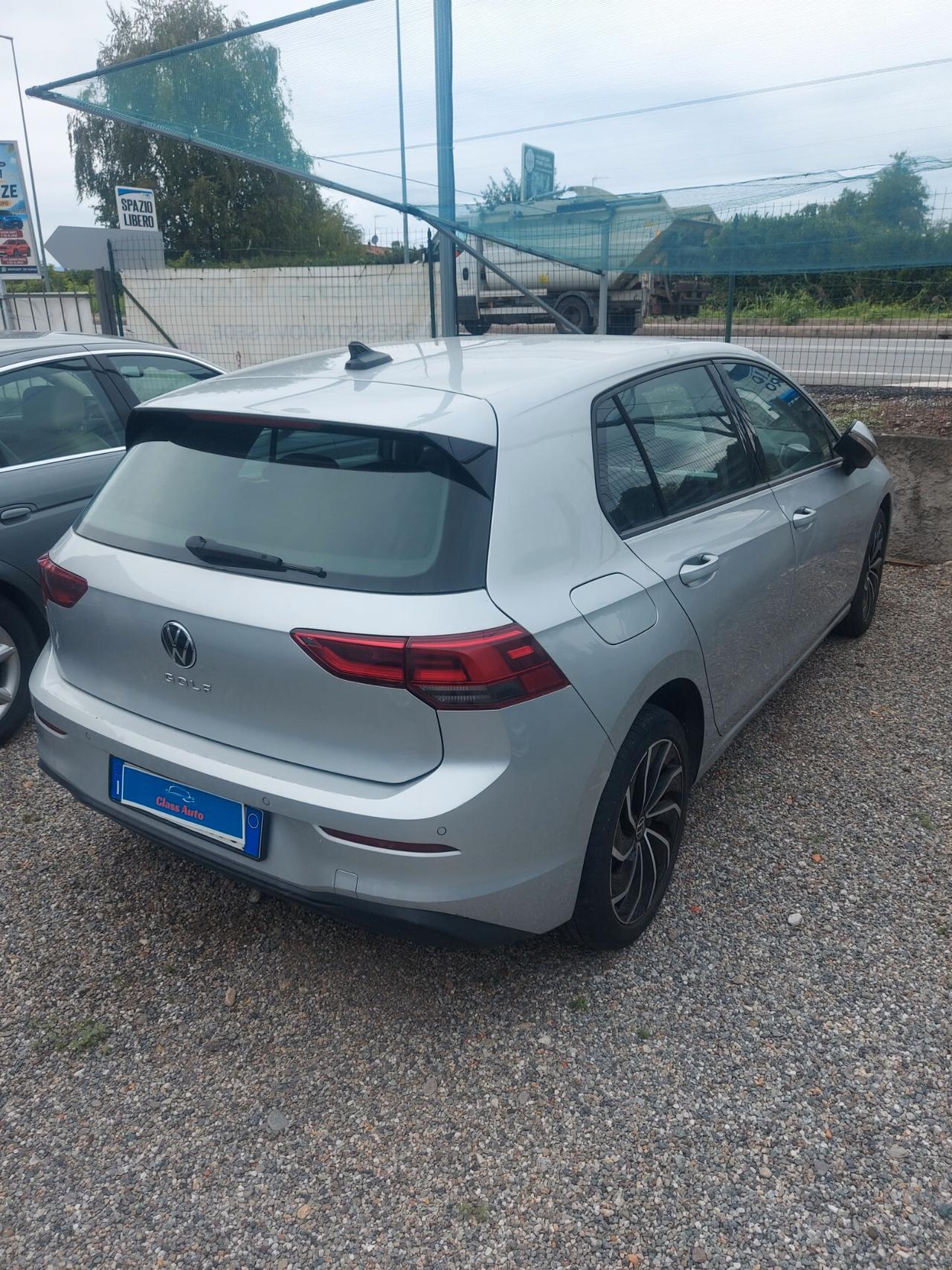 Volkswagen Golf 1.0 TSI EVO Life
