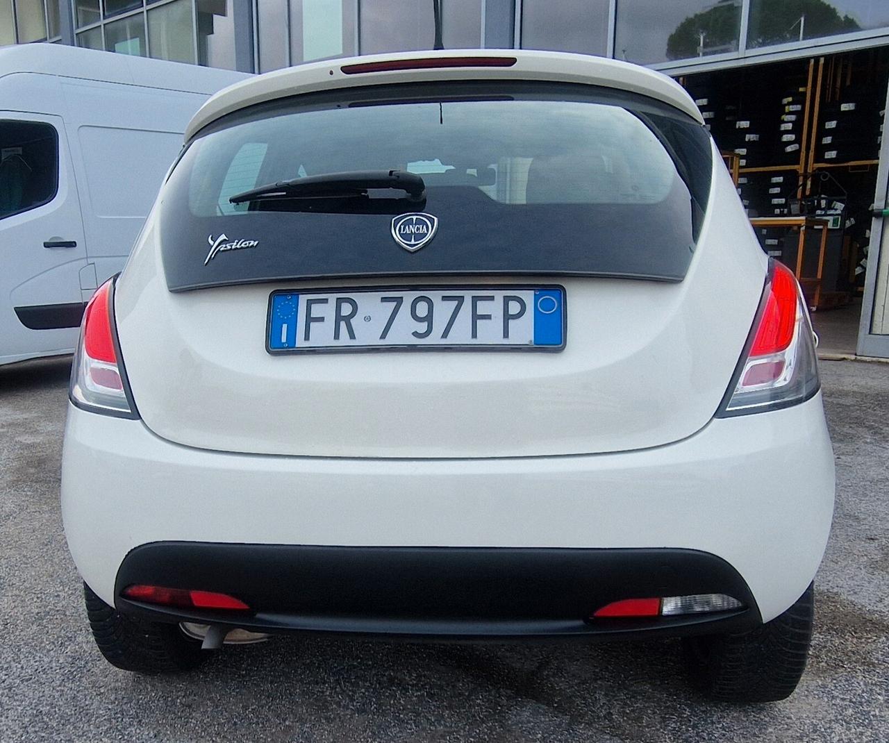 Lancia Ypsilon 1.2 69 CV 5 porte GPL Ecochic Platinum