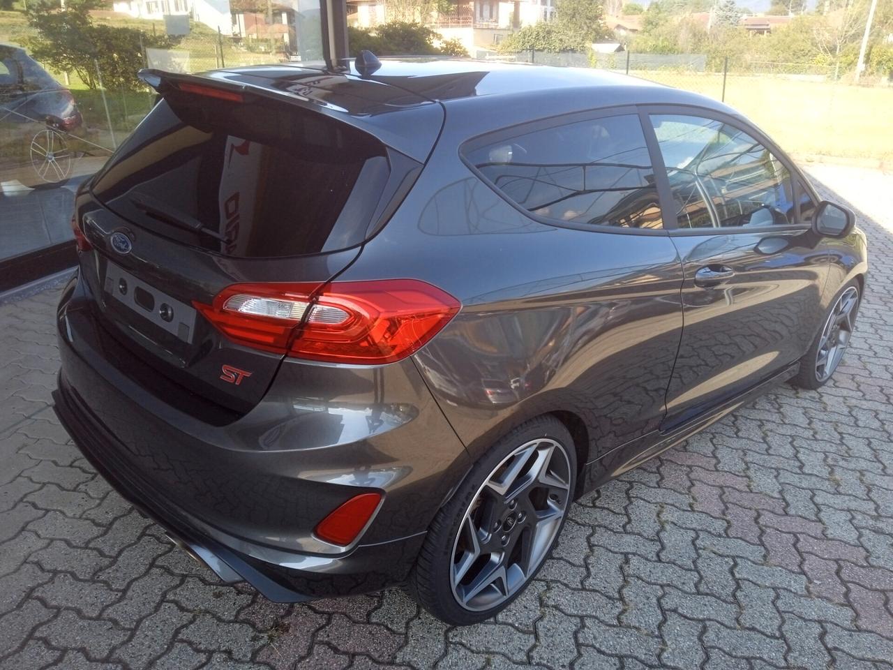 Ford Fiesta ST 18" APPLE CAR PLAY VETRI SCURI SENS PARK CRUISE CONTROL PRONTA CONSEGNA