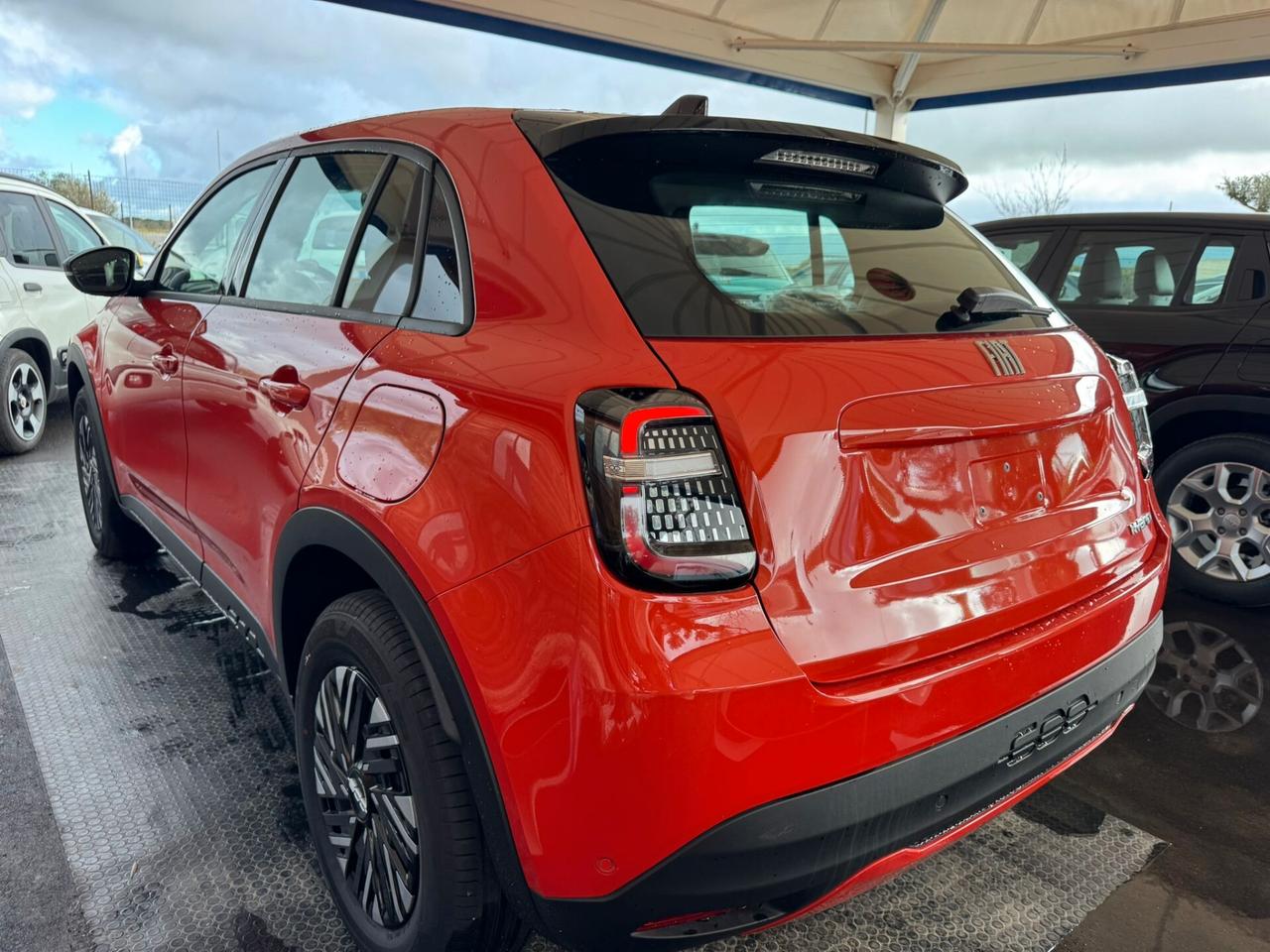 Fiat 600 Hybrid 110 CV DCT MHEV Business