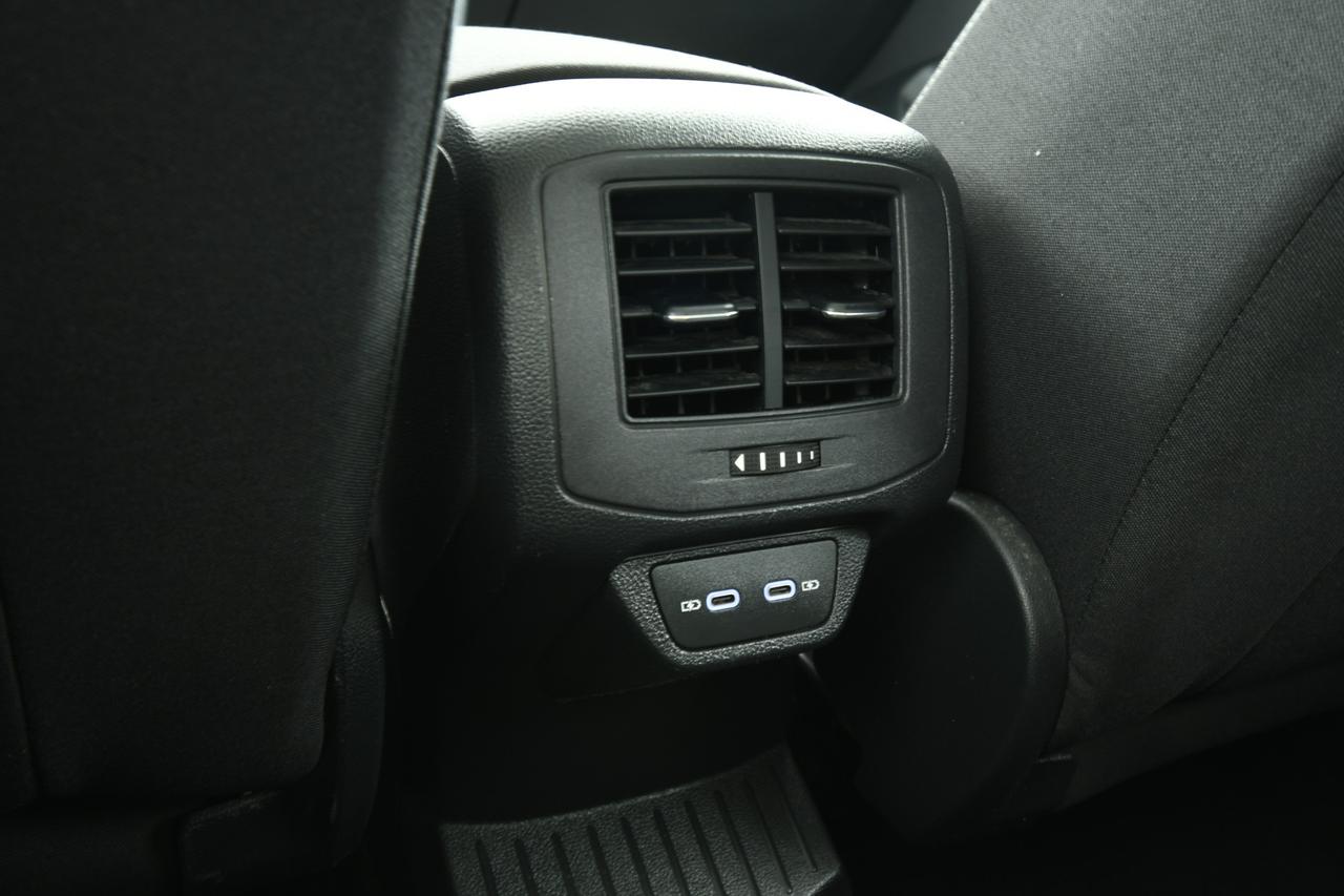 VOLKSWAGEN T-Roc 2022 - T-Roc 1.5 tsi Life dsg APP CONNECT+ACC+LED