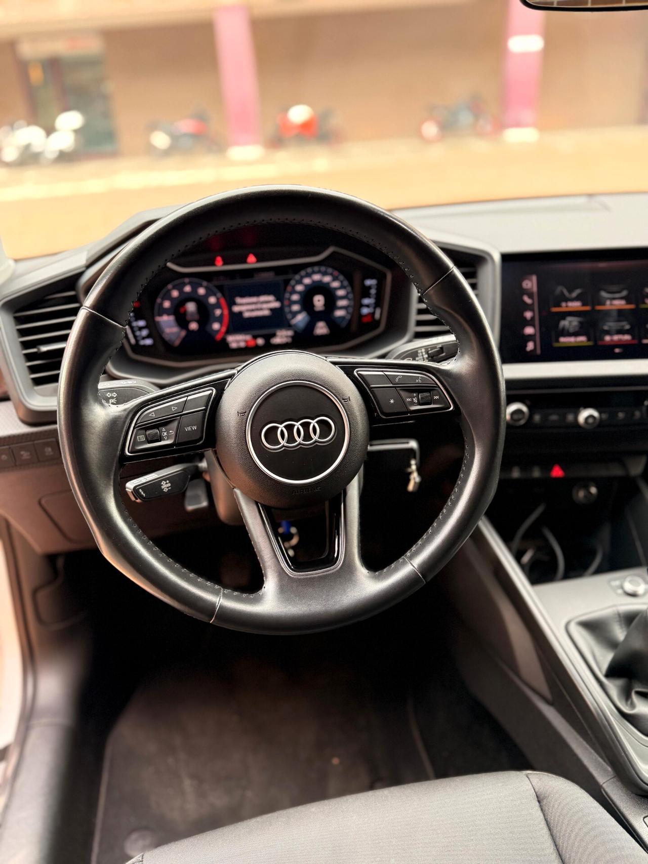 Audi A1 SPB 30 TFSI S line edition
