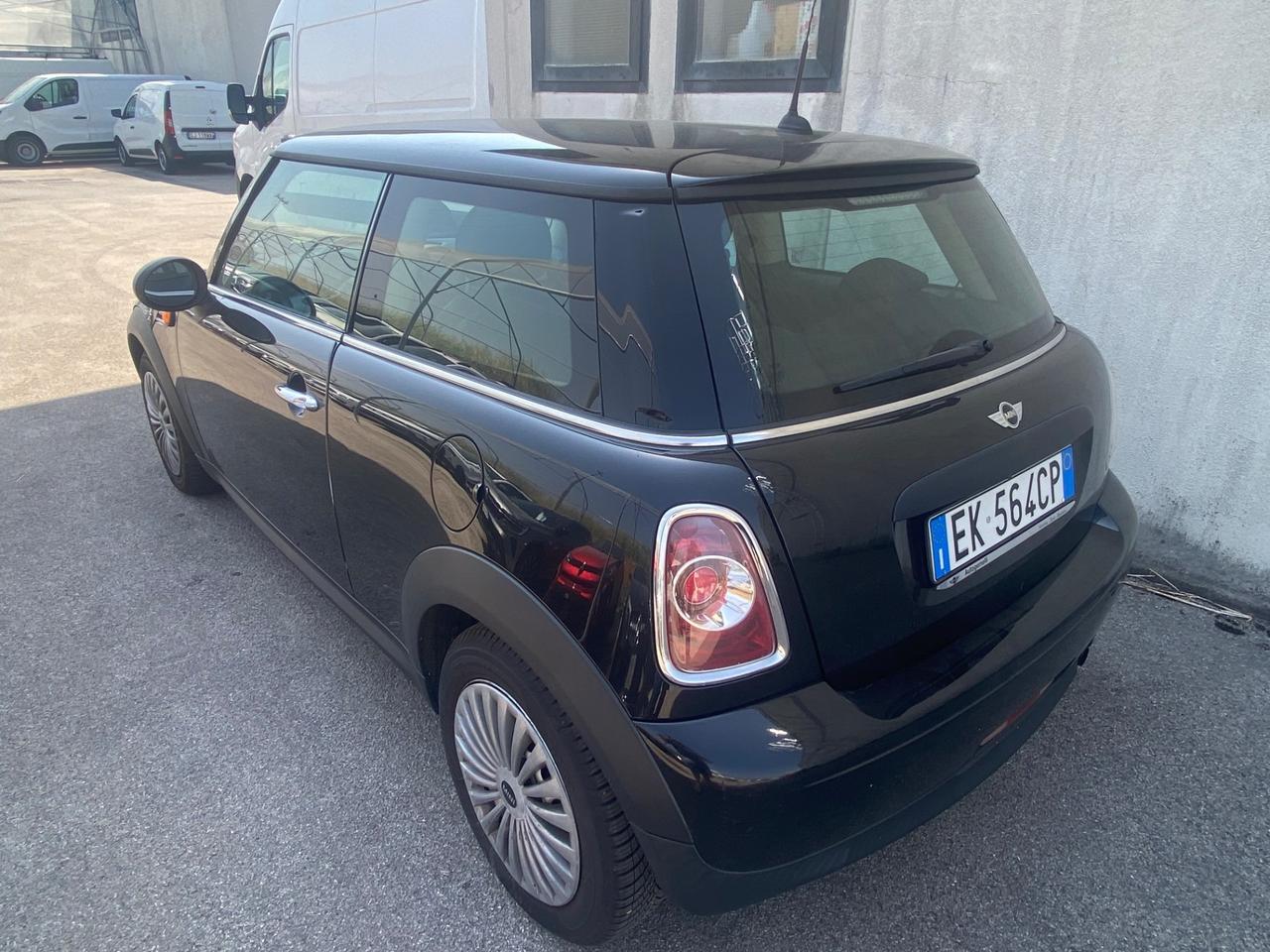 Mini 1.6 16V One (55kW) solo 100000km NEOPATENTATI
