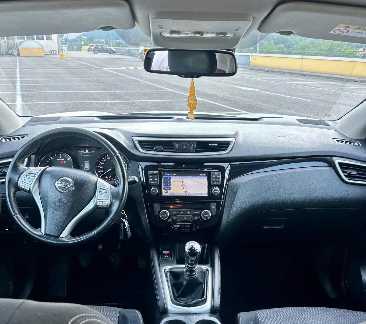Nissan Qashqai 1.6 dCi 4WD Tekna Neopatentati