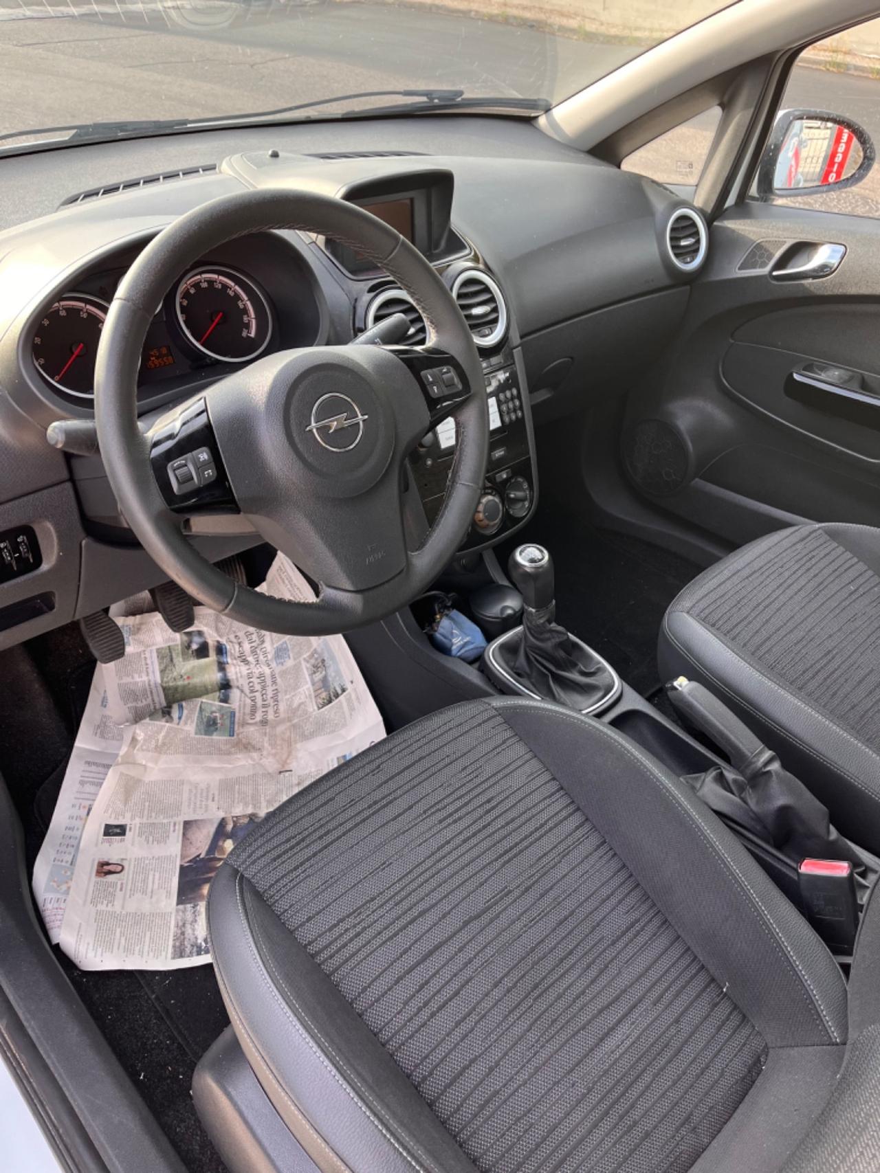 Opel Corsa 1.2 85CV 5 porte GPL-TECH Edition