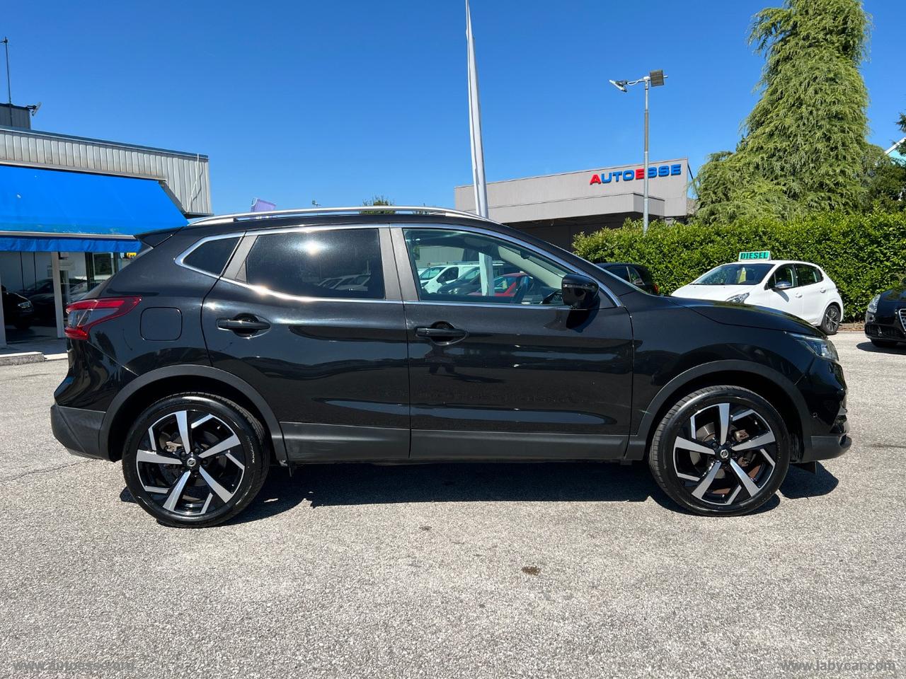 NISSAN Qashqai 1.2 DIG-T Tekna