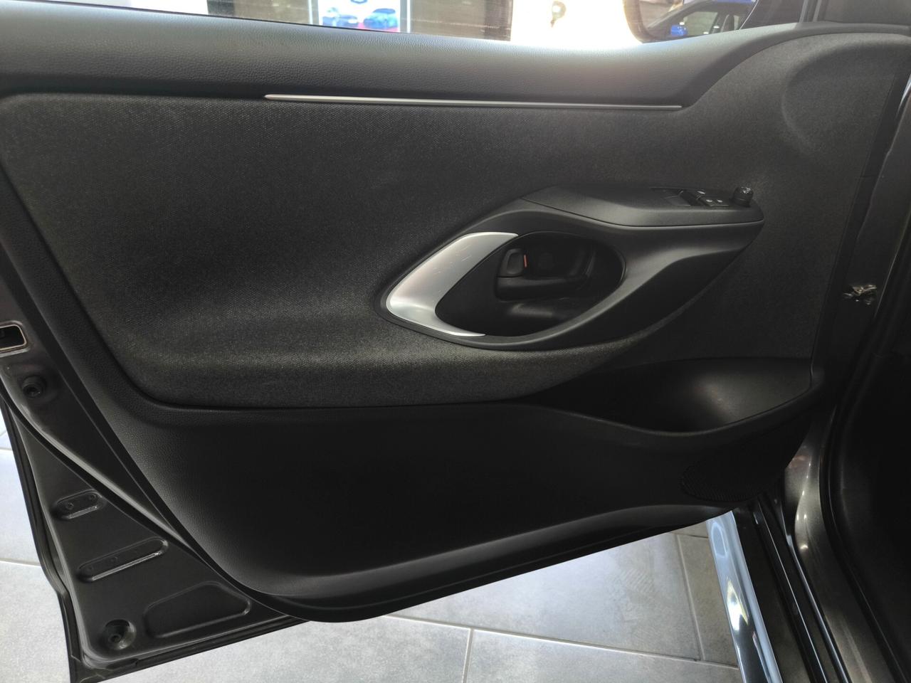 Toyota Yaris 1.5 Hybrid 5 porte Business