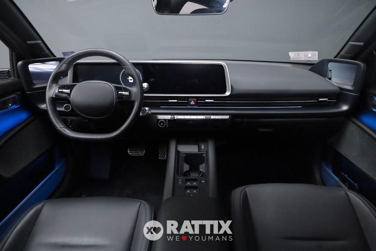 Hyundai IONIQ 6 motore elettrico 77,4 kWh Evolution AWD + tetto panoramico