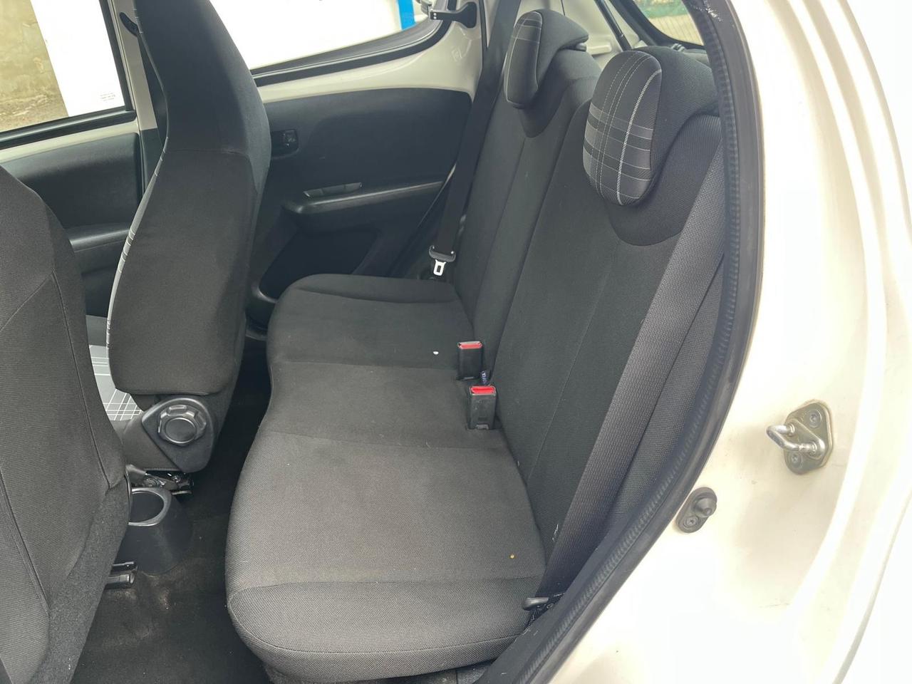 Peugeot 108-5P-1.0 gpl - Full -2016