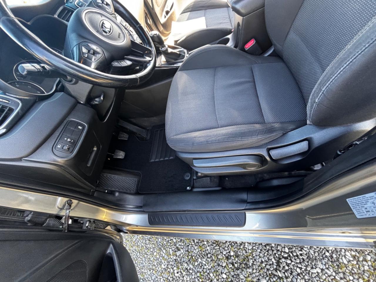 Kia Carens 1.7 CRDi 115 CV Class