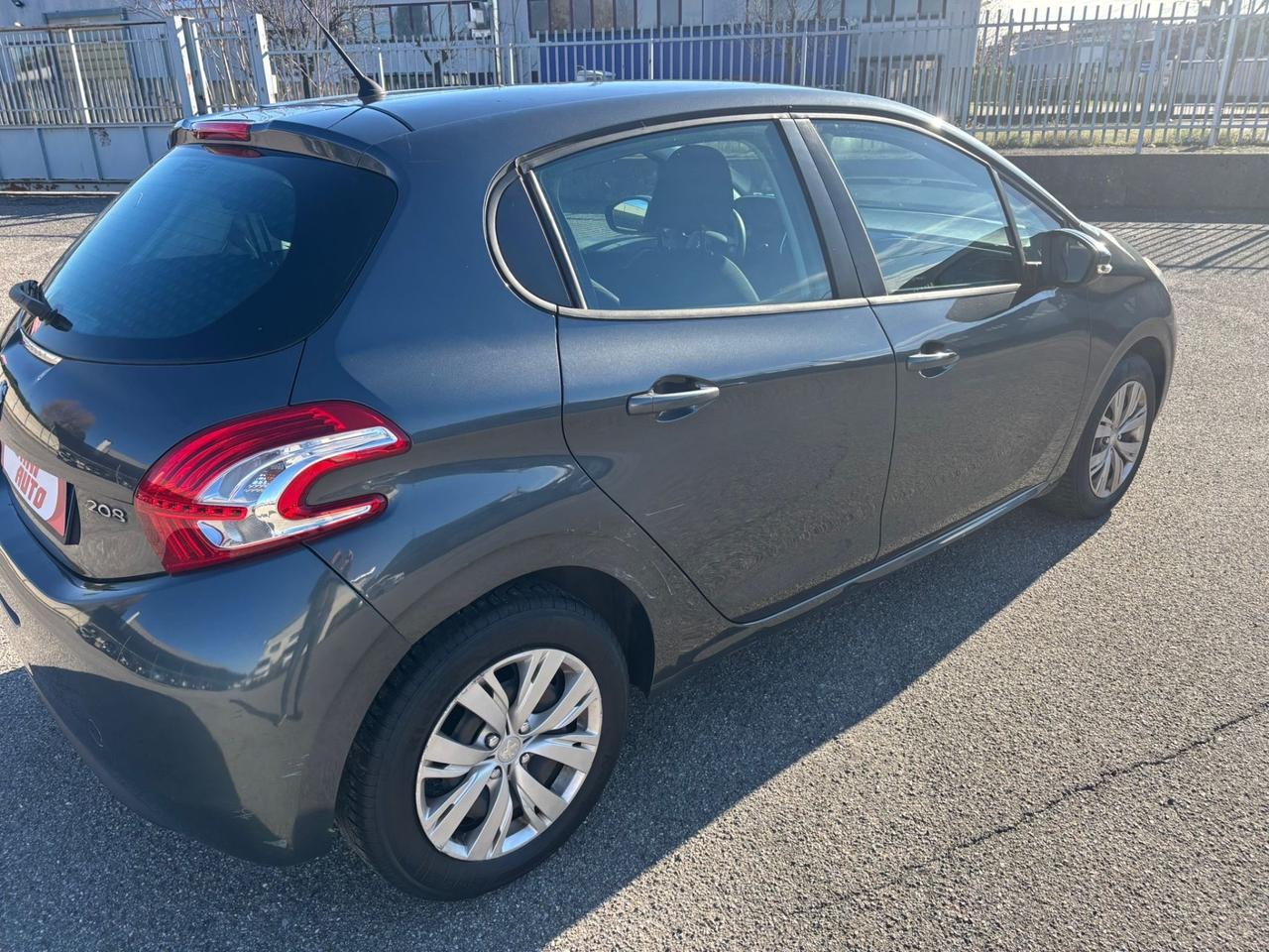Peugeot 208 82 5 porte