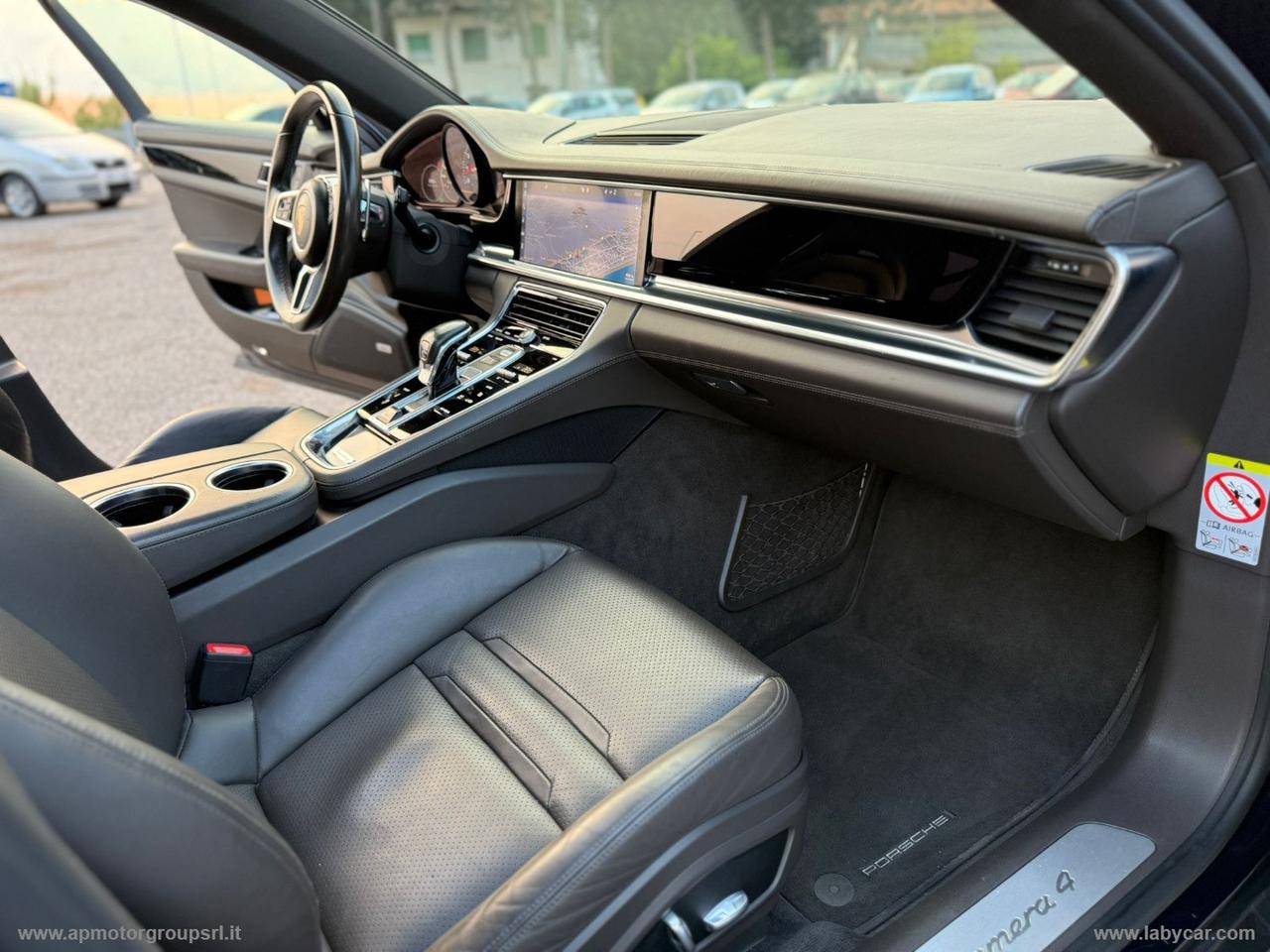 PORSCHE Panamera 4 PACK TECHART