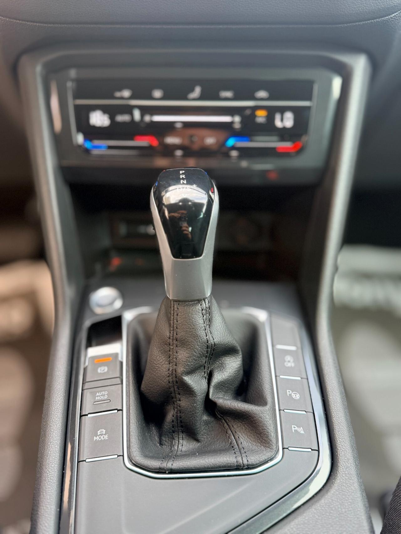 Volkswagen Tiguan 2.0 tdi Elegance 150cv dsg APPLE CARPLAY,ANDROID AUTO,TELECAMERA,NAVI,VIRTUAL COCKPIT,ALCANTARA