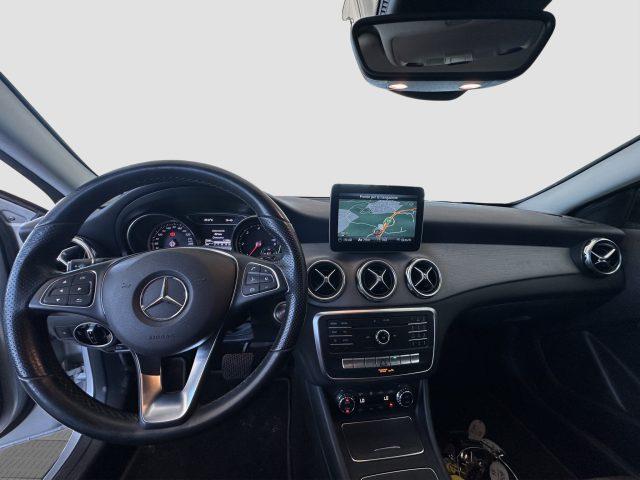 MERCEDES-BENZ CLA sse GLA GLA 200 CDI/d Automatic Sport